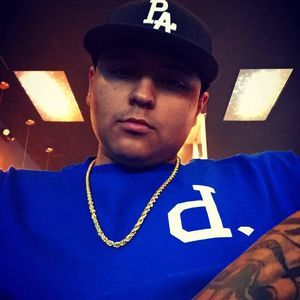 Meet your Posher, Cesar